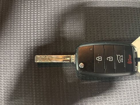 Used 2015 Kia Sorento LX image 30