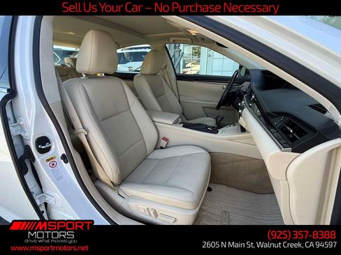 Used 2015 Lexus ES 350 w/ Premium Package FWD image 14