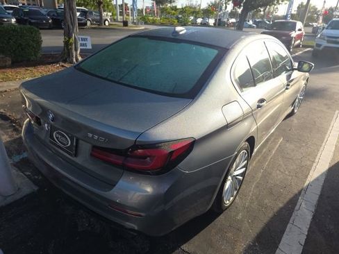 Used 2023 BMW 530i image 5