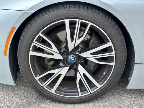 Used 2016 BMW i8 AWD/4WD image 18