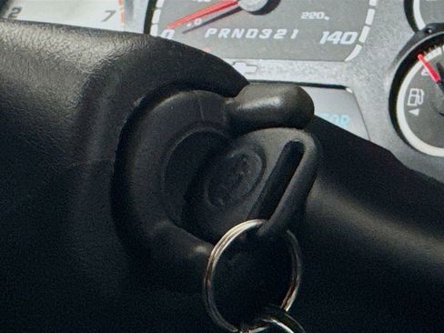 Used 2008 Chevrolet TrailBlazer SS w/ Sun And 6-Disc Cd Package image 16