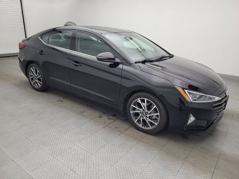 Used 2019 Hyundai Elantra Limited w/ Winter Weather Package image 11