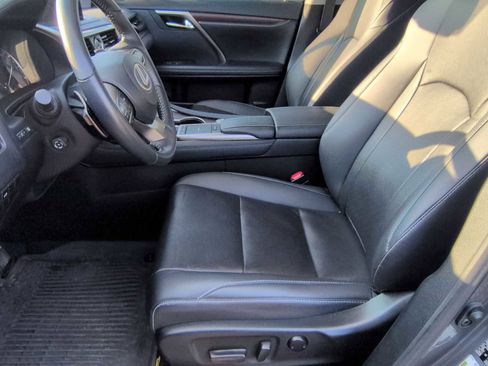 Used 2022 Lexus RX 350 image 16