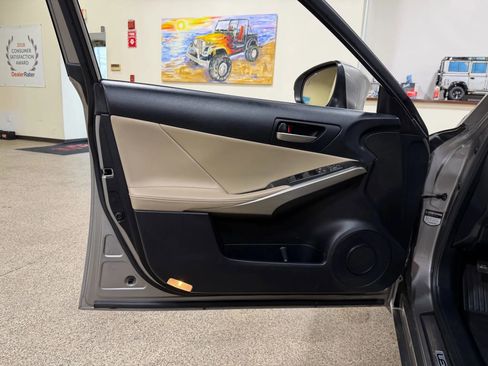 Used 2020 Lexus IS 300 F Sport image 21