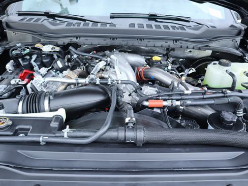 New 2026 Ford F250 Lariat w/ Black Appearance Package image 22