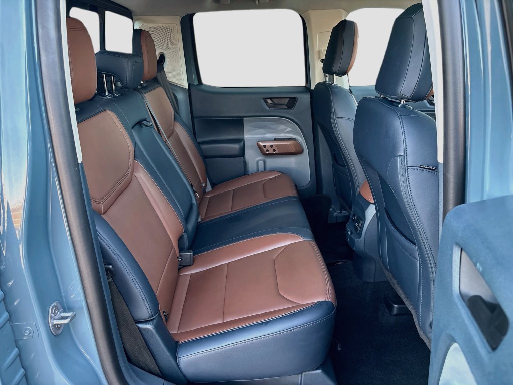 Used 2023 Ford Maverick Lariat w/ Lariat Luxury Package AWD/4WD image 22