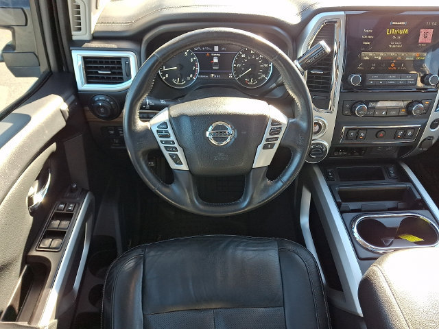 Used 2021 Nissan Titan SL w/ Moonroof Package AWD/4WD image 12