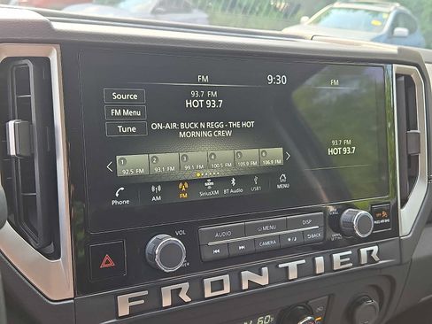 Used 2025 Nissan Frontier SV w/ SV Convenience Package AWD/4WD image 16