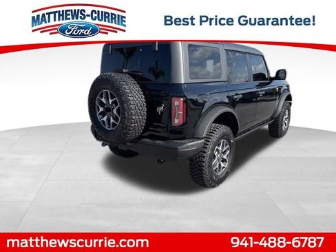 New 2025 Ford Bronco Badlands image 4