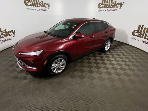 Used 2024 Buick Envista Preferred w/ Convenience I Package image 4