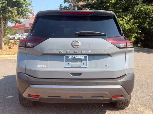 Used 2023 Nissan Rogue SL w/ SL Premium Package FWD image 4
