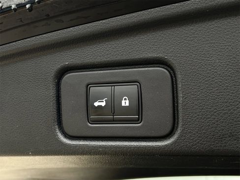 Certified 2022 Nissan Pathfinder SL image 27