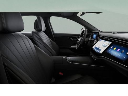 New 2026 Mercedes-Benz E 450 4MATIC Sedan image 40