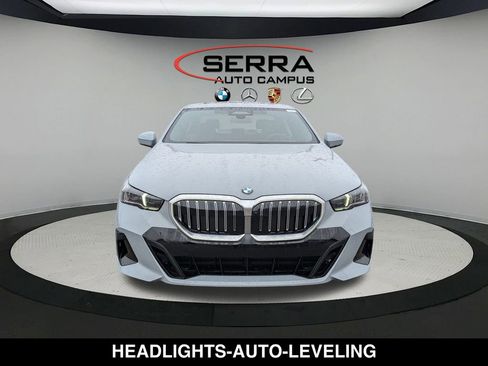 New 2026 BMW 530i xDrive w/ M Sport Package AWD/4WD image 8