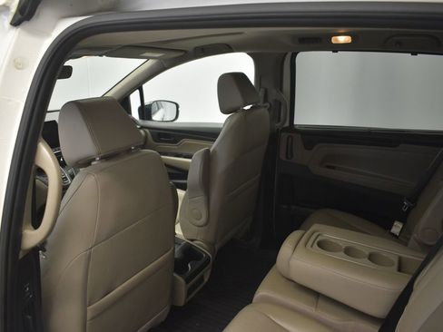 Used 2019 Honda Odyssey EX-L image 24