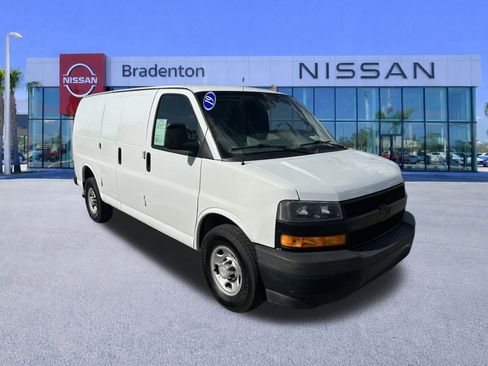 Used 2019 Chevrolet Express 2500 w/ Driver Convenience Package image 3