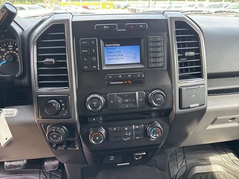 Used 2018 Ford F150 XLT w/ Trailer Tow Package AWD/4WD image 30