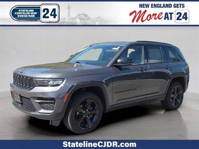 Used 2022 Jeep Grand Cherokee Altitude