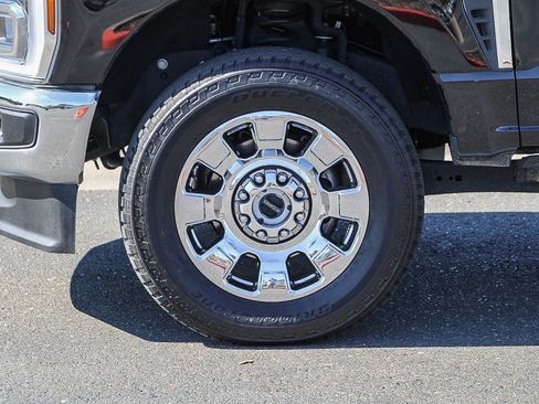 Used 2024 Ford F250 Lariat w/ Chrome Package image 8