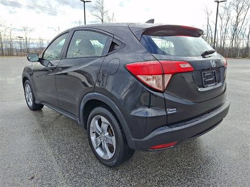 Used 2017 Honda HR-V LX image 10