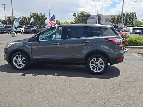 Used 2017 Ford Escape SE AWD/4WD image 6