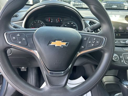 Used 2020 Chevrolet Malibu LS w/ LPO, Convenience Package 1 FWD image 23