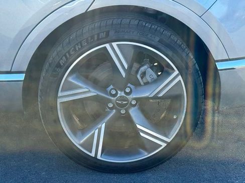 Certified 2025 Genesis GV80 3.5T Prestige image 6