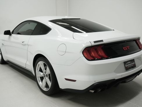 Used 2018 Ford Mustang GT Premium RWD image 6