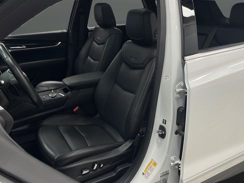 Used 2023 Cadillac XT5 Premium Luxury AWD/4WD image 9