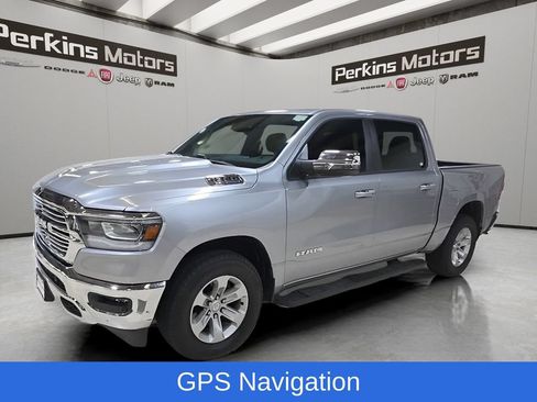 Used 2024 RAM 1500 Laramie AWD/4WD image 1