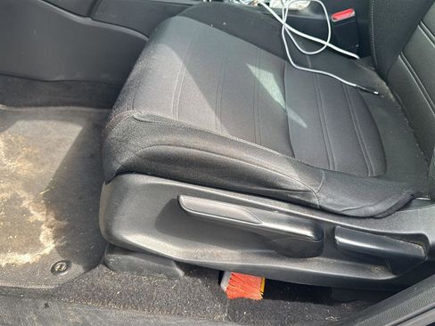 Used 2017 Honda CR-V LX image 16
