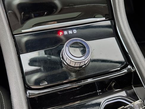 Used 2023 Jeep Grand Cherokee L Laredo w/ Luxury Tech Group I AWD/4WD image 19