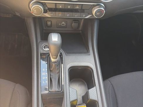 Used 2024 Nissan Sentra S FWD image 18