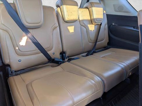 Used 2025 INFINITI QX80 Sensory image 21