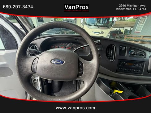 Used 2006 Ford E-250 and Econoline 250 RWD image 10