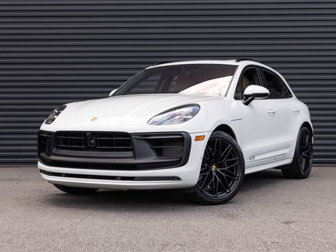 Certified 2023 Porsche Macan GTS AWD/4WD image 1
