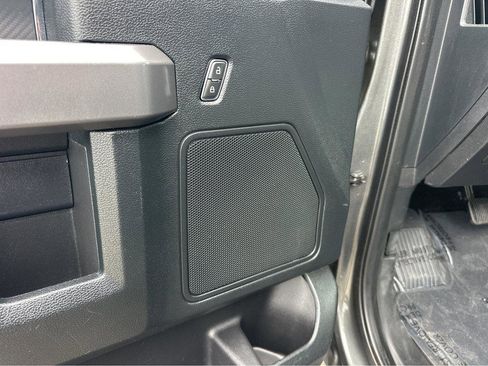 Used 2019 Ford F150 XLT w/ Equipment Group 302A Luxury AWD/4WD image 36