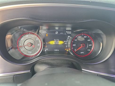 Used 2018 Dodge Charger SXT w/ Blacktop Package RWD image 19