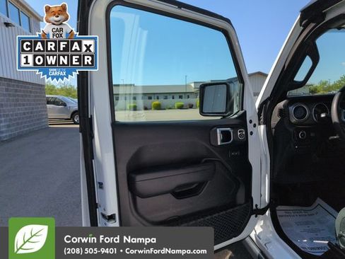 Used 2023 Jeep Wrangler Unlimited Rubicon 4xe AWD/4WD image 10