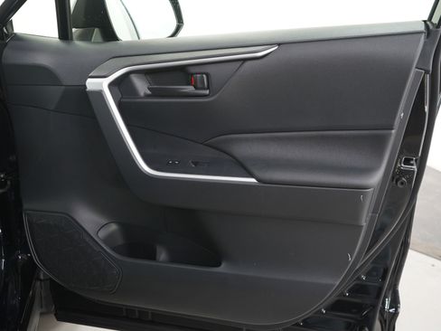 Used 2025 Toyota RAV4 LE image 11