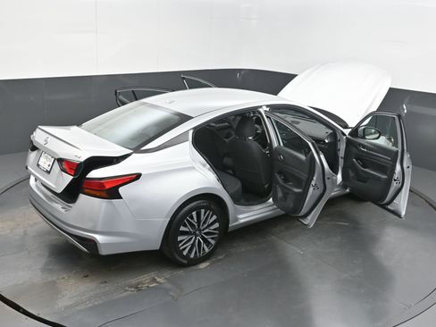 Used 2023 Nissan Altima 2.5 SV image 45