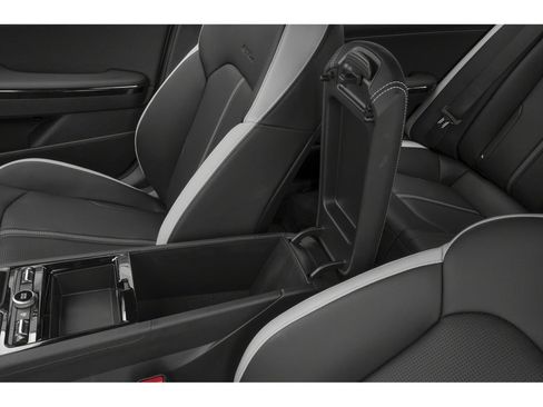 Used 2025 Kia K5 GT-Line w/ GT-Line Premium Package AWD/4WD image 9