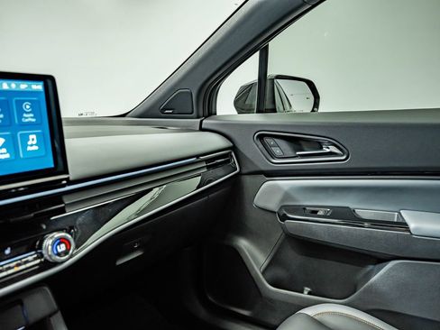 Used 2024 Honda Prologue Touring image 25