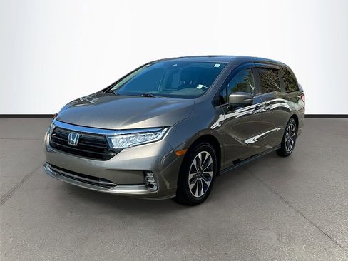 Used 2021 Honda Odyssey EX-L image 3