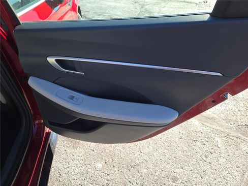 Used 2024 Hyundai Sonata SEL image 8