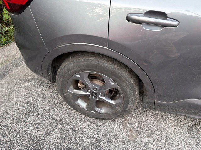 Used 2023 Ford Escape ST-Line w/ Tech Pack #1 FWD image 12