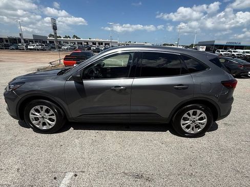Used 2023 Ford Escape Active FWD image 4