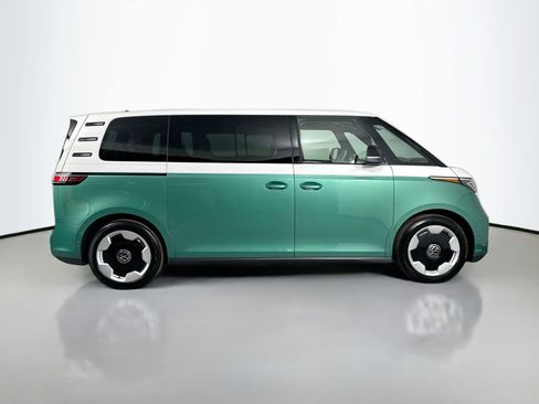 New 2025 Volkswagen ID. Buzz Pro S Plus image 4