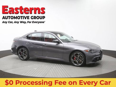 Used 2024 Alfa Romeo Giulia Veloce AWD/4WD image 47