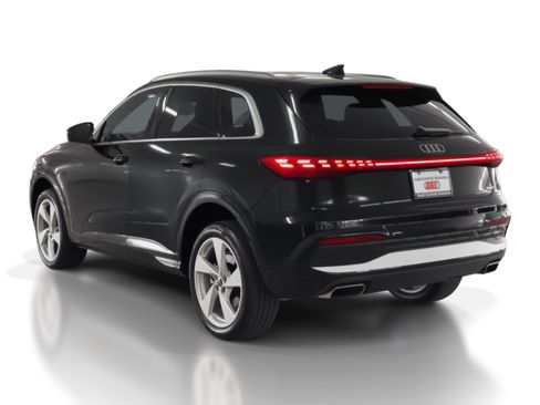 New 2025 Audi Q5 Premium Plus image 3